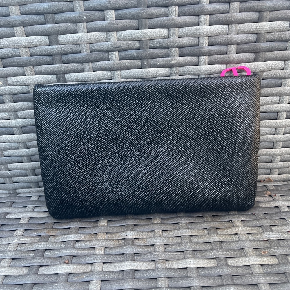 ❌SOLD❌Dior Cosmetic Clutch Bag - Picture 2 of 5